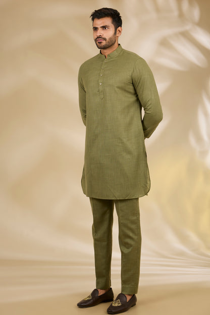 Green Silk Embroidery Thread Bundi And Kurta Set