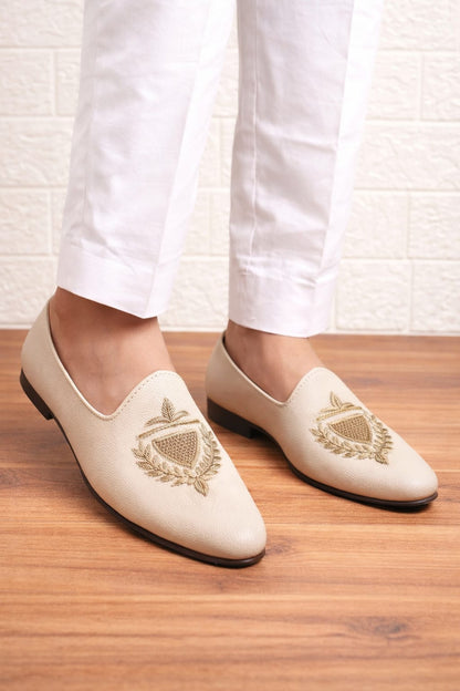 Hand Embroidered Ethnic footwear